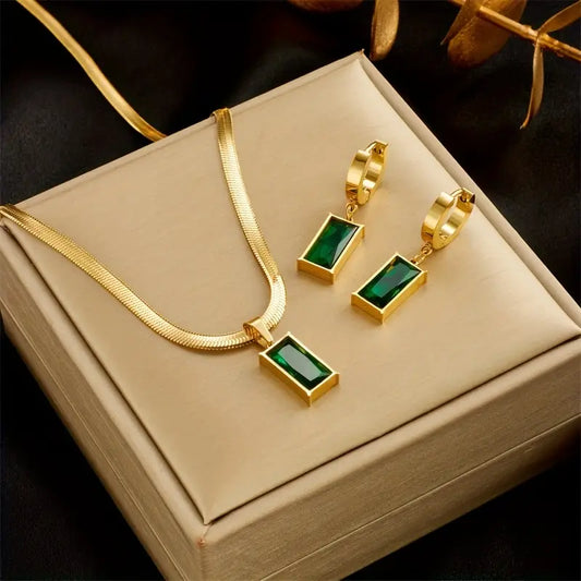 Victoria Emerald Jewelry Set