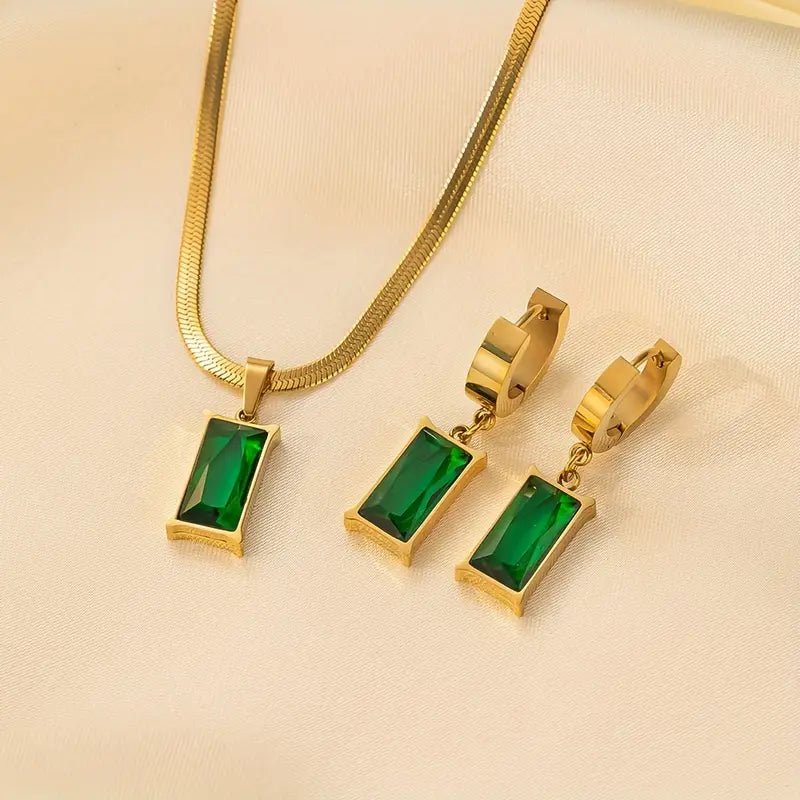 Victoria Emerald Jewelry Set