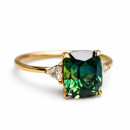 Chance – Green Zircon Gold Ring