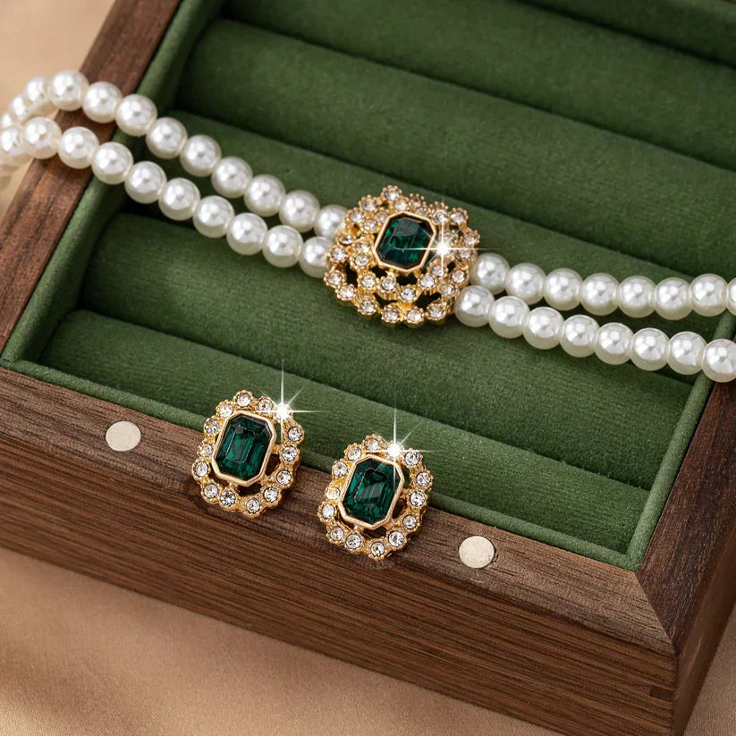 Elvira Pearl & Emerald Necklace