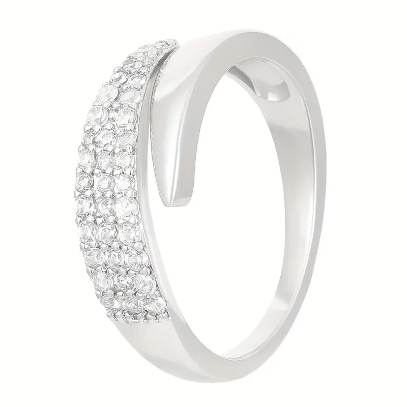 Éloïse – Ring with Timeless Sparkle