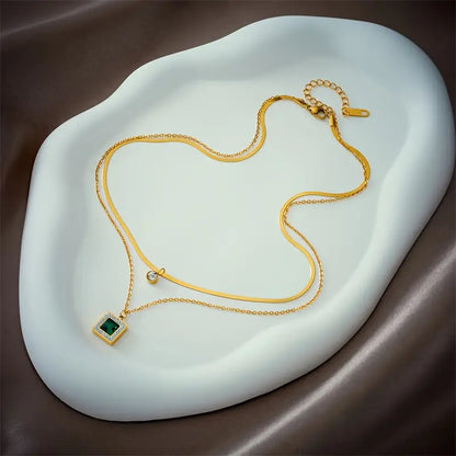 Klára Emerald Necklace