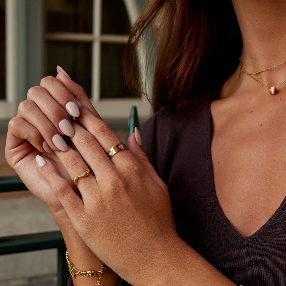 Crystal Clover Ring