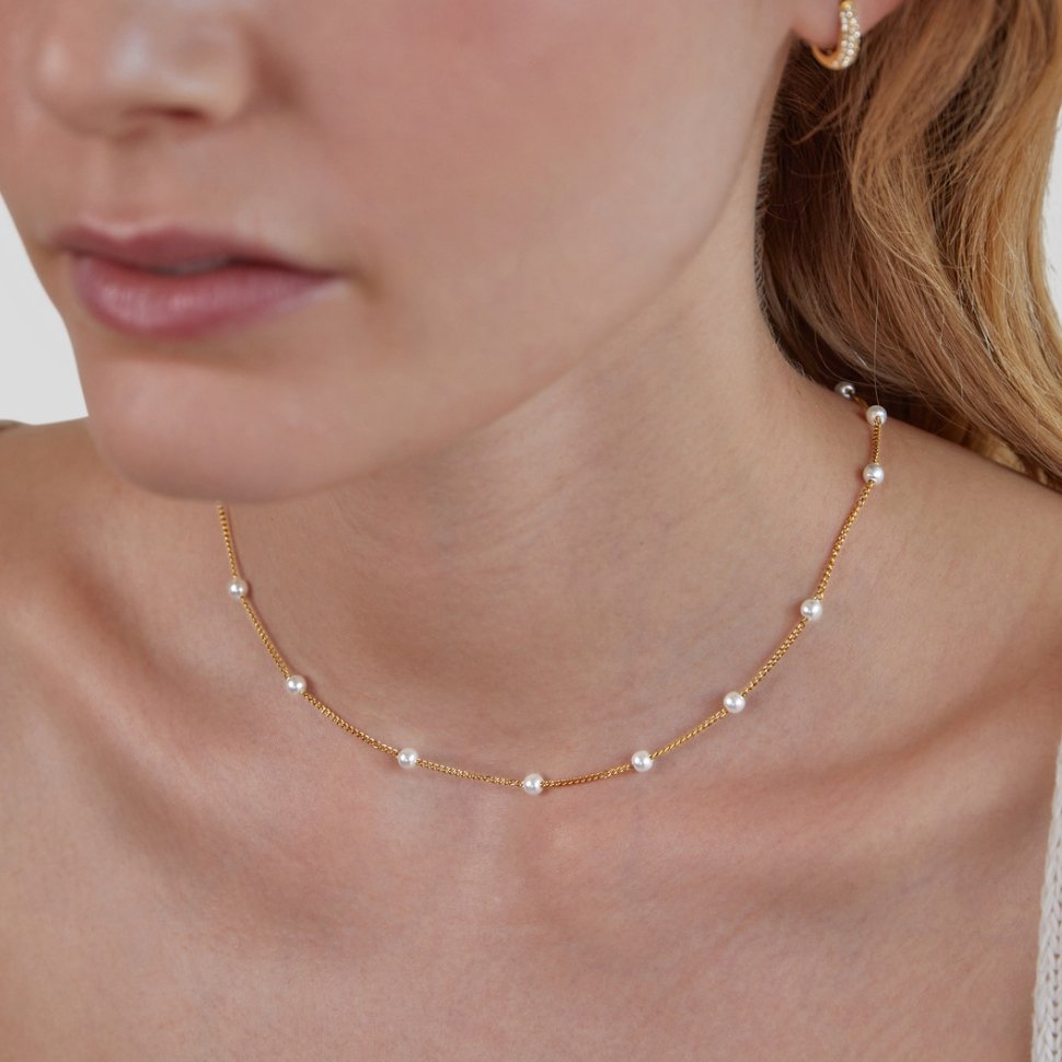 Nura Gold Pearl Necklace