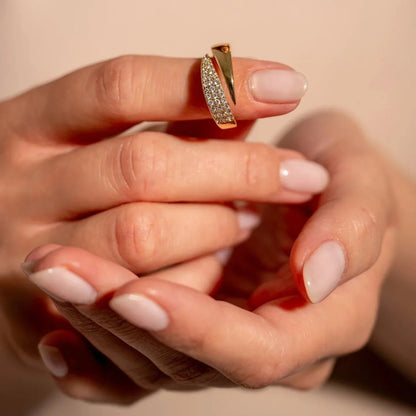 Éloïse – Ring with Timeless Sparkle